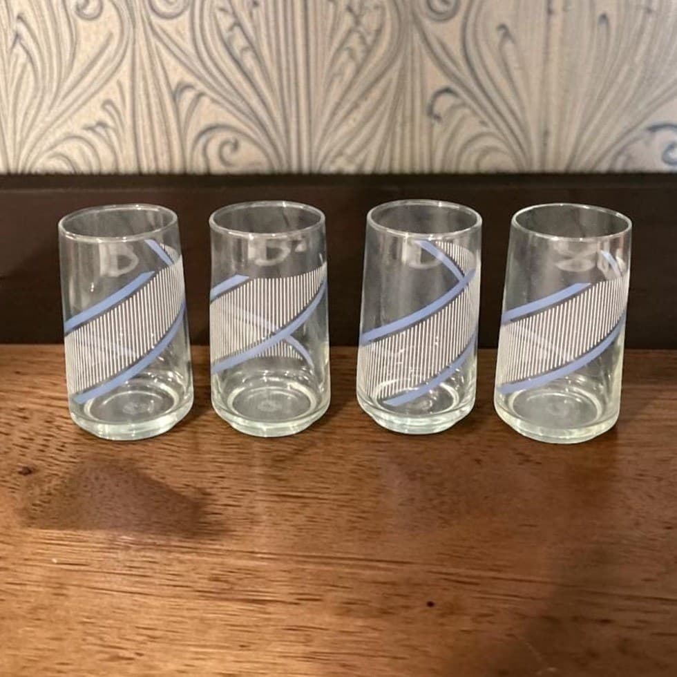 Georges Briard Style Tumblers, Set of 4, Vintage Blue Swirls & White Stripes