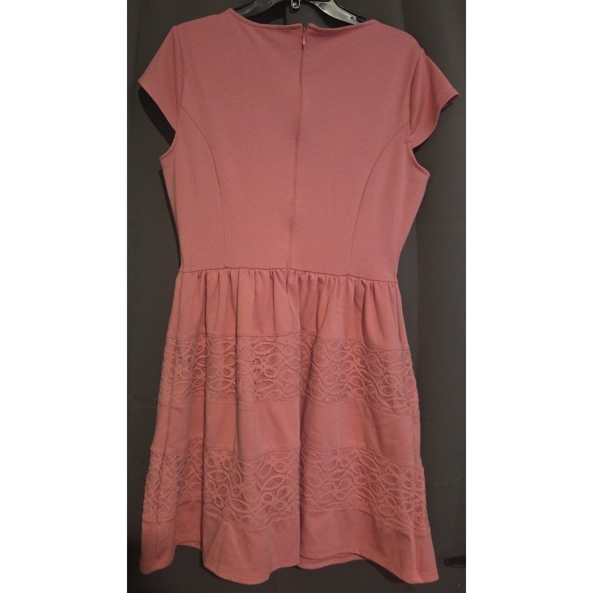 LC Lauren Conrad Pink Lace Detail Fit & Flare Dress Short Sleeve Crew Neck Sz 12 - Thumbnail 4