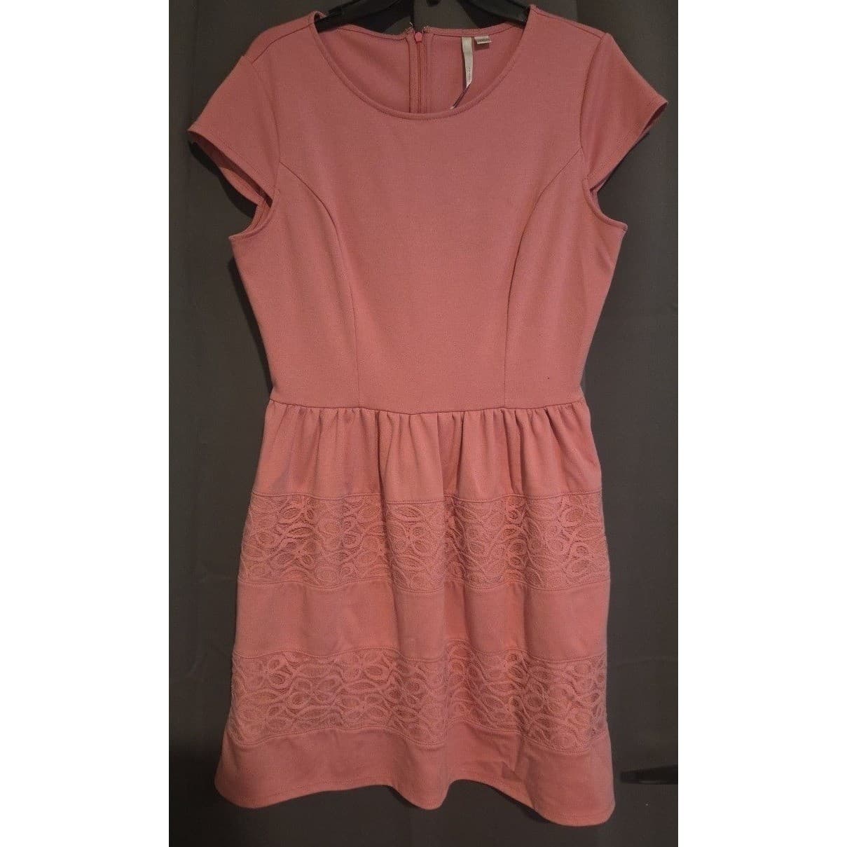 LC Lauren Conrad Pink Lace Detail Fit & Flare Dress Short Sleeve Crew Neck Sz 12 - Thumbnail 3