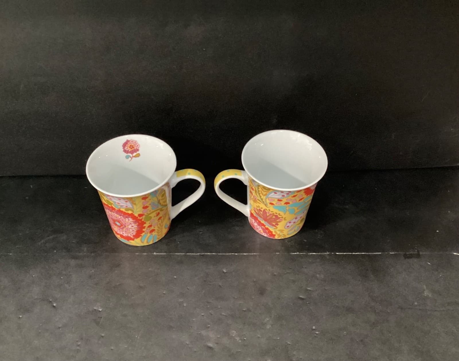 Dena Home Flowers Coffee Cups, Set of 2, Vintage Floral Porcelain Mugs Drinkware - Thumbnail 3
