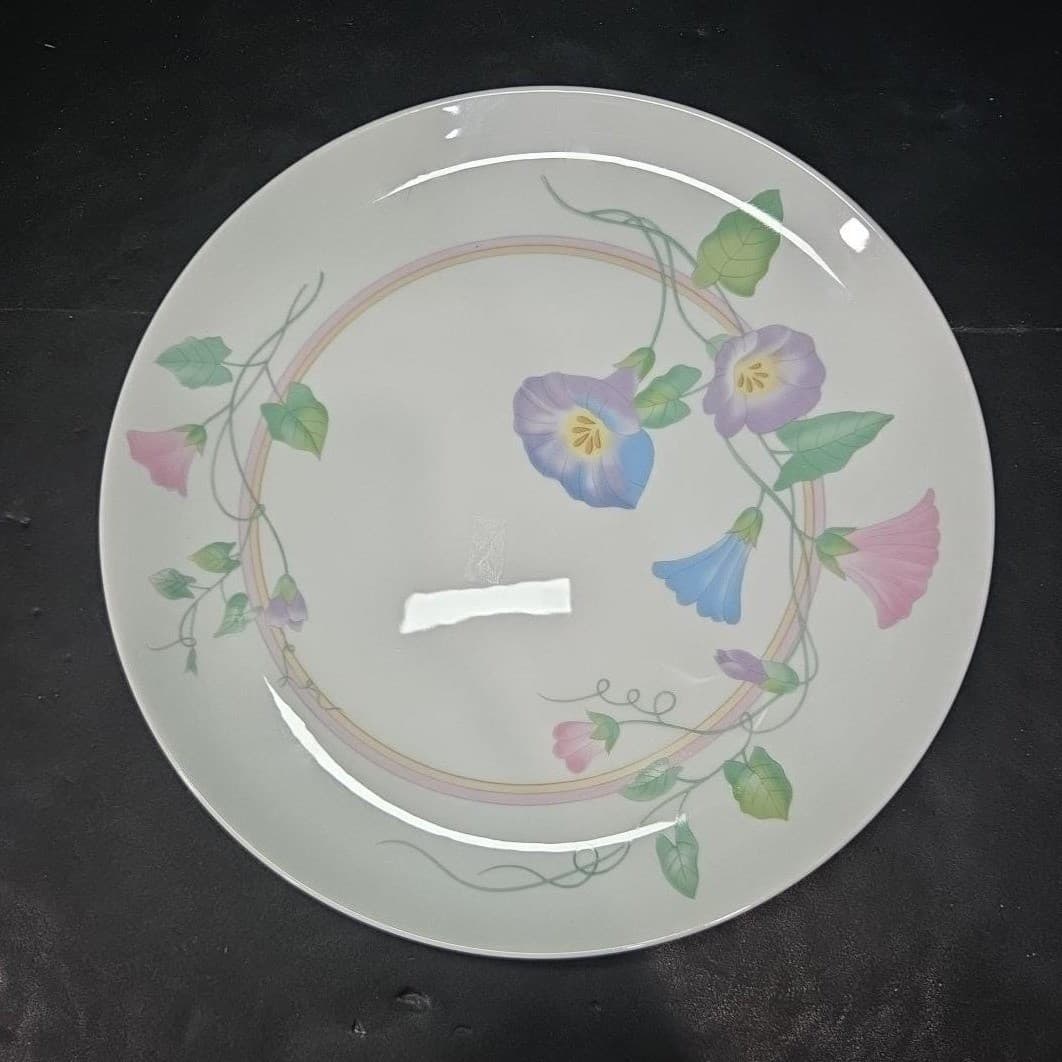 Morning Glory Design Porcelain Dinner Plate, Vintage Floral Decorative Dish - Thumbnail 2