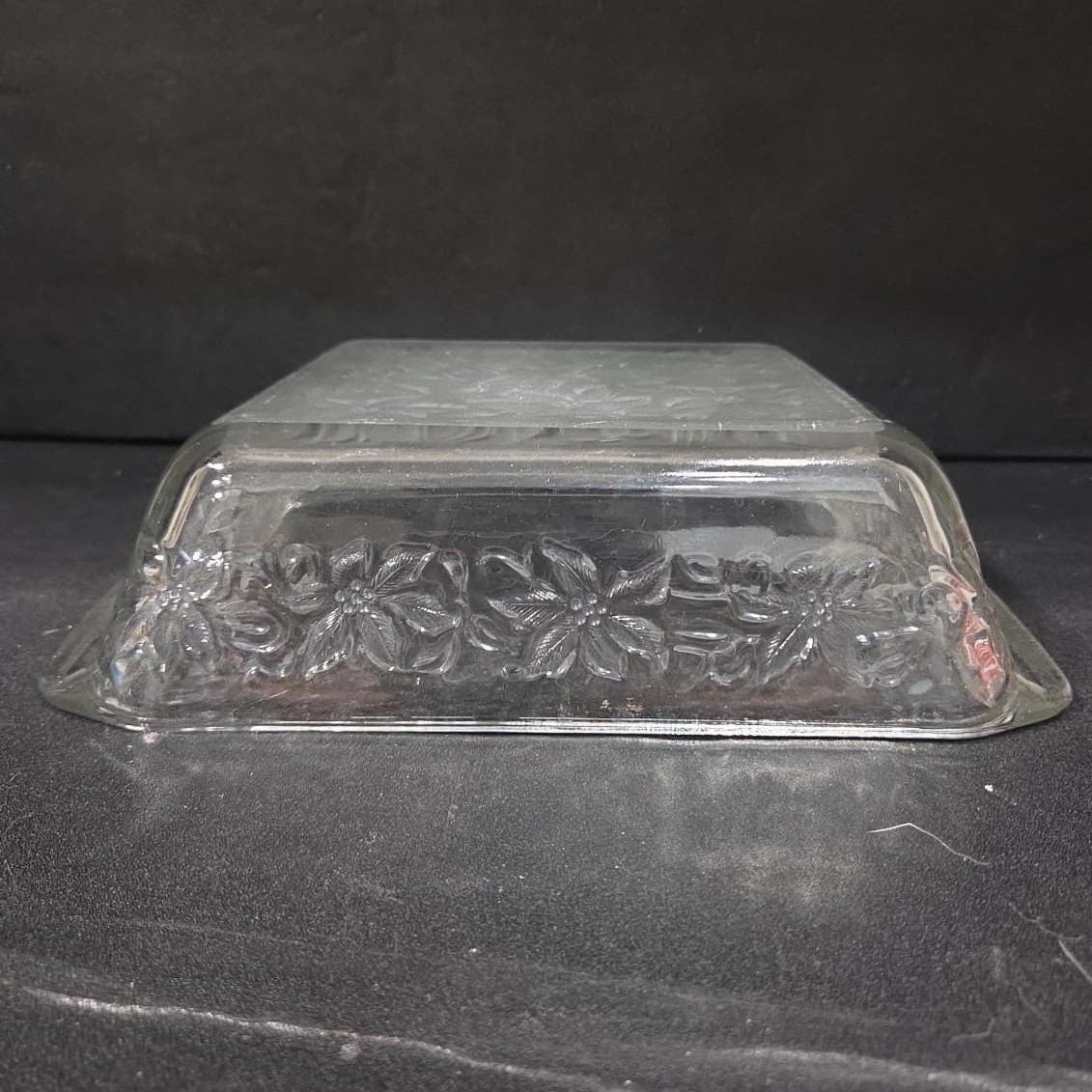 Princess House Fantasia 8X8 Casserole Dish, Vintage Frosted Poinsettia Bakeware - Thumbnail 8