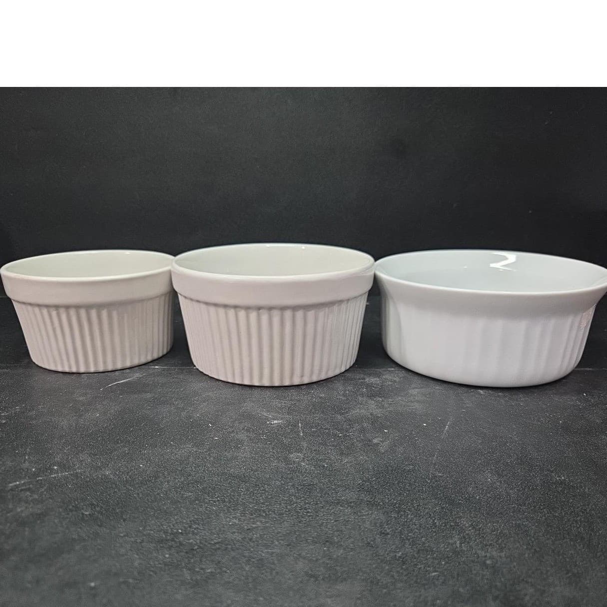 Bali White Ceramic Bowls, Set of 3, Ribbed Design, Vtg Glossy Glaze Kitchenware - Thumbnail 2