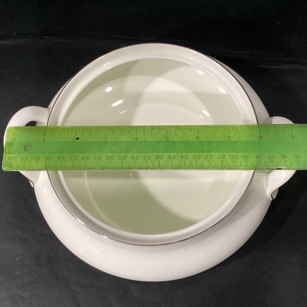 Royal Doulton Amulet Covered Vegetable Bowl, Fine Bone China, Round Serving Dish - Thumbnail 2
