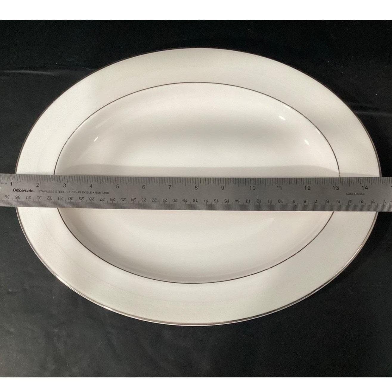 Royal Doulton Amulet Oval Serving Platter, White Floral Bone China Tableware - Thumbnail 2