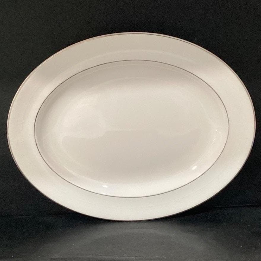 Royal Doulton Amulet Oval Serving Platter, White Floral Bone China Tableware - Thumbnail 6
