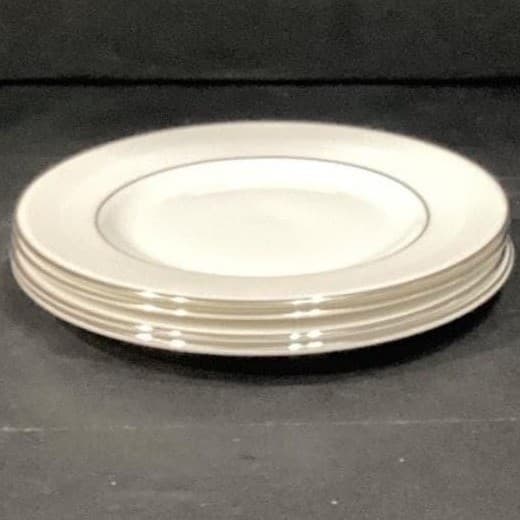 Royal Doulton Amulet Bread & Butter Plates, Set of 4 White Bone China Dinnerware - Thumbnail 8