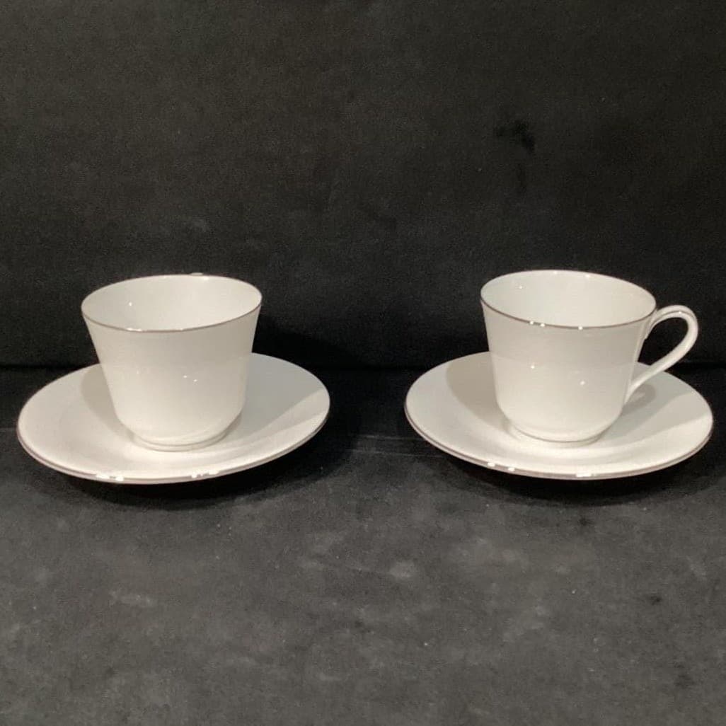Royal Doulton Amulet Teacups & Saucers, Four Piece Set, White Floral Bone China - Thumbnail 14