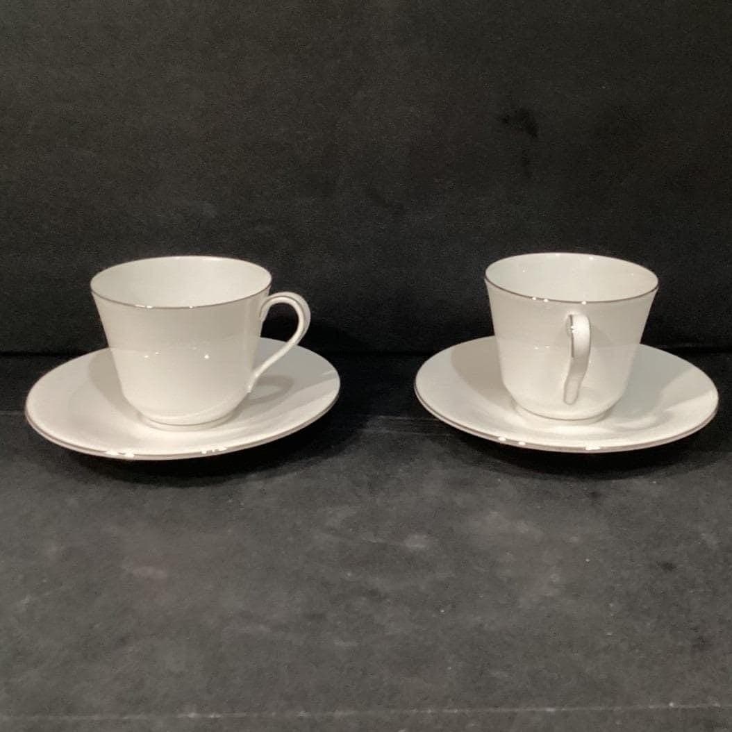 Royal Doulton Amulet Teacups & Saucers, Four Piece Set, White Floral Bone China - Thumbnail 13