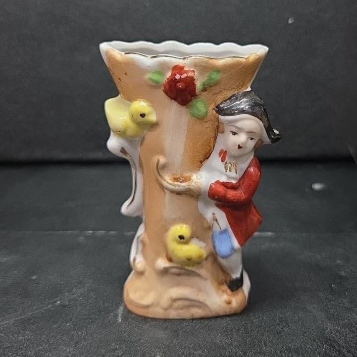 Japanese Antique Man Sculpted Bud Vase, Vintage Flower Holder, Mantel Decor - Thumbnail 2