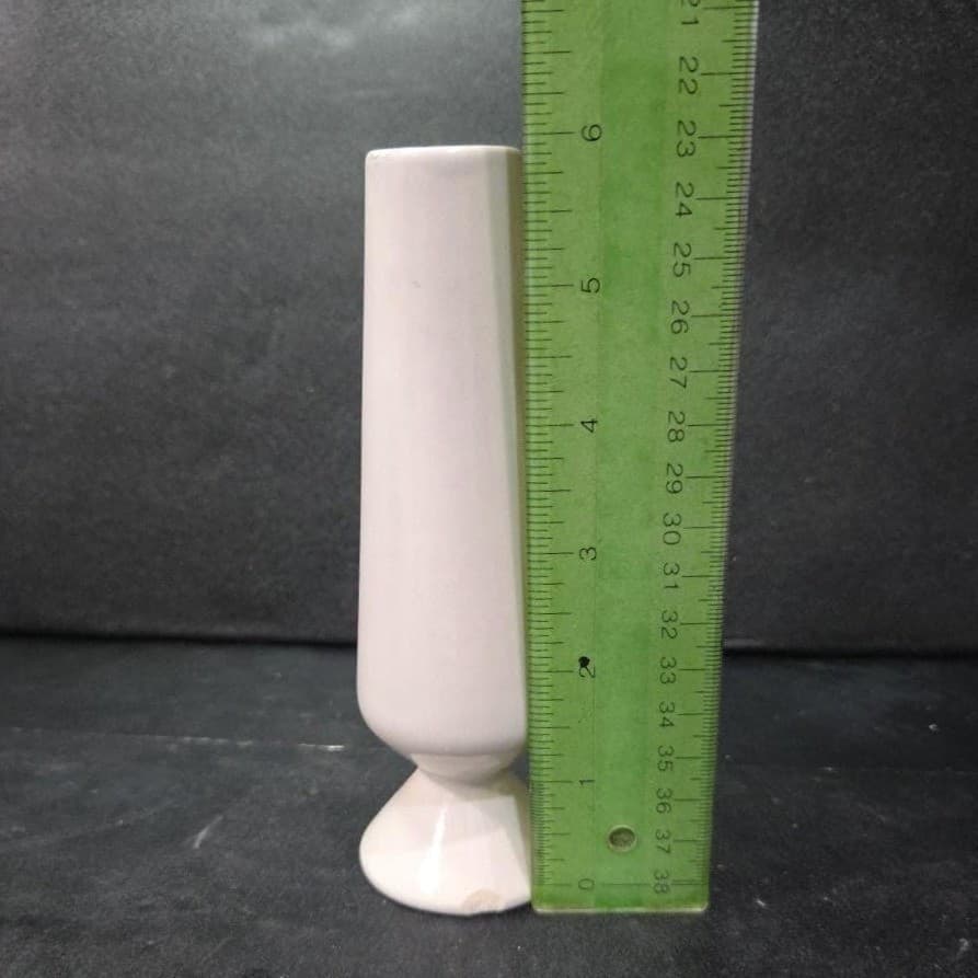 Cream Ceramic Bud Vase, Vintage Mid Century Signed Pottery, Footed Mantel Decor - Thumbnail 9