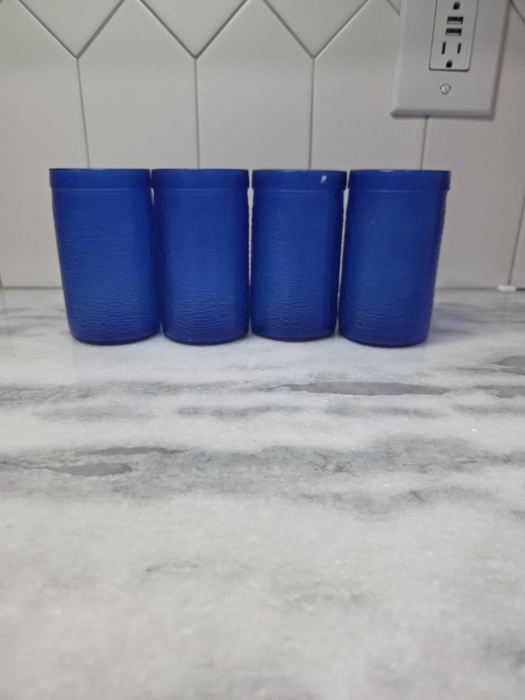 Gelado Cobalt Blue Juice Glasses, Set of 4, 10 oz Textured Glass, 4.5" Tall - Thumbnail 3