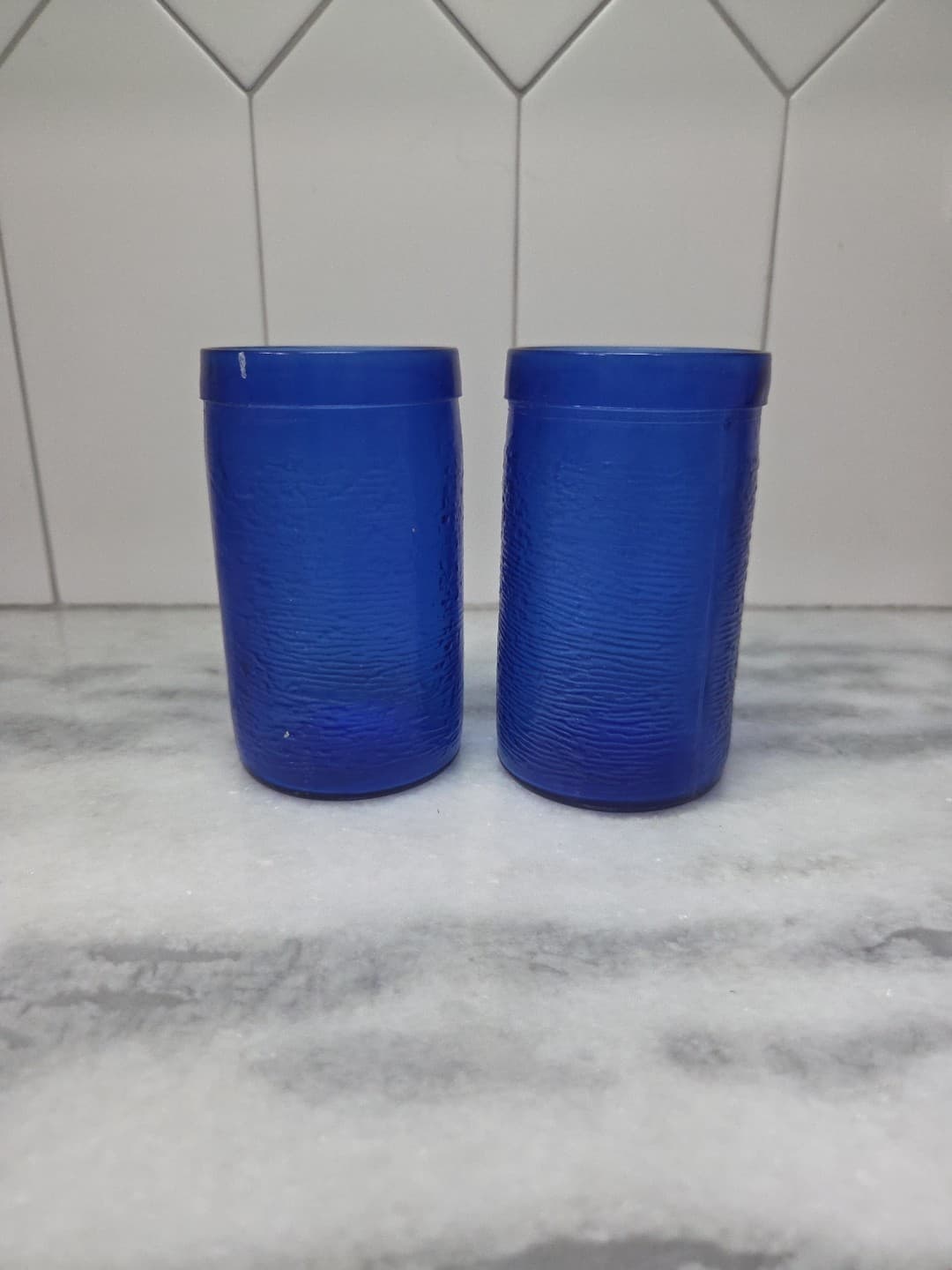 Gelado Cobalt Blue Juice Glasses, Set of 2, 10 oz Textured Glass, 4.5" Tall - Thumbnail 3