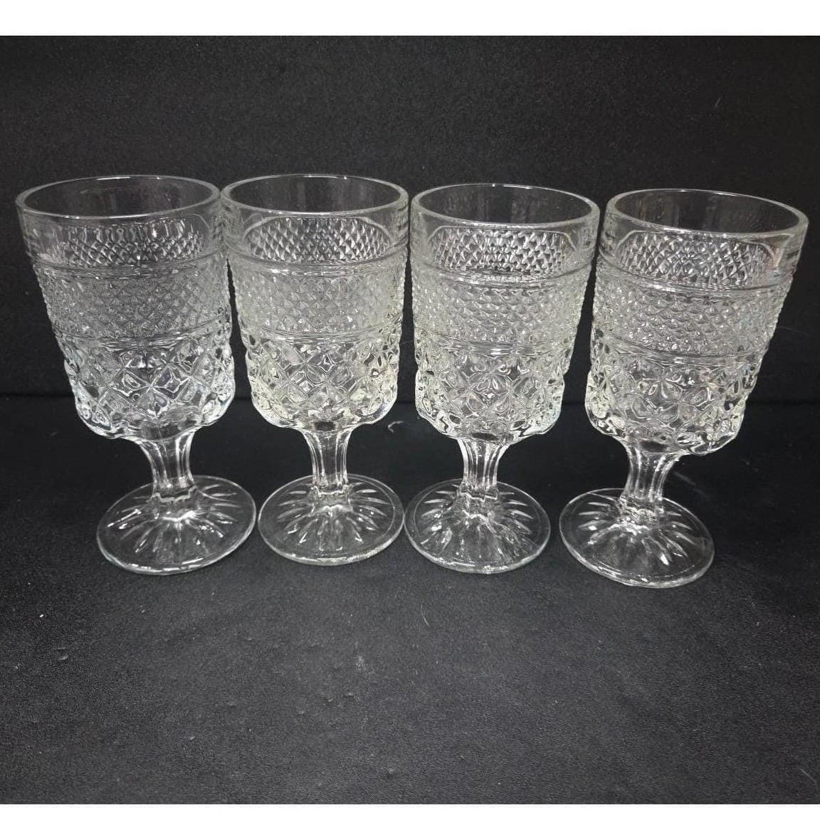 Anchor Hocking Wexford Water Goblets, Set of 4, Clear Diamond Cut Drinkware - Thumbnail 4