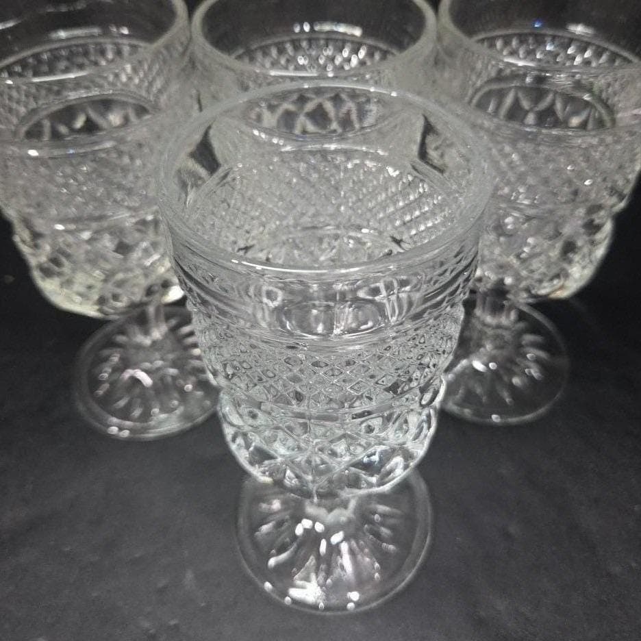 Anchor Hocking Wexford Water Goblets, Set of 4, Clear Diamond Cut Drinkware - Thumbnail 8