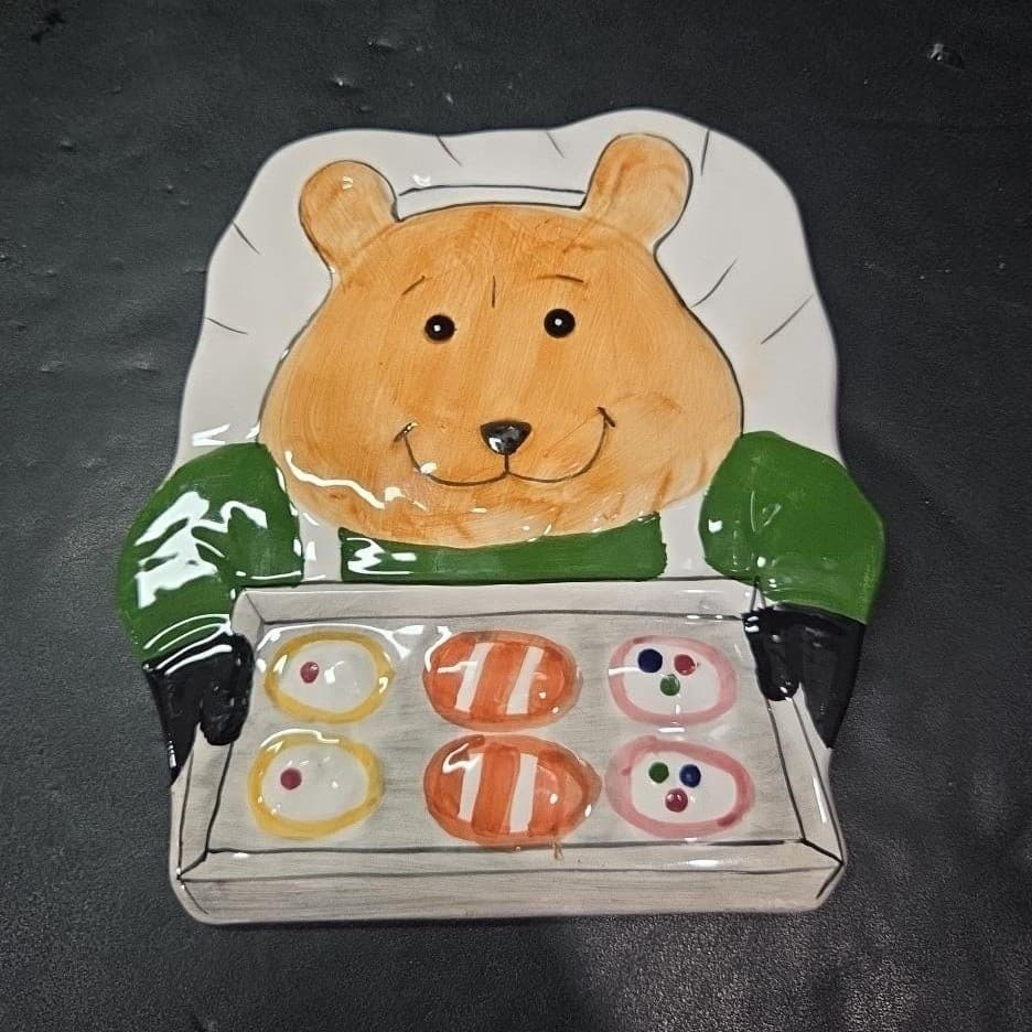 Bear Baking Design Hotplate, Hand-Painted Ceramic Kitchen Trivet, Accessory - Thumbnail 2