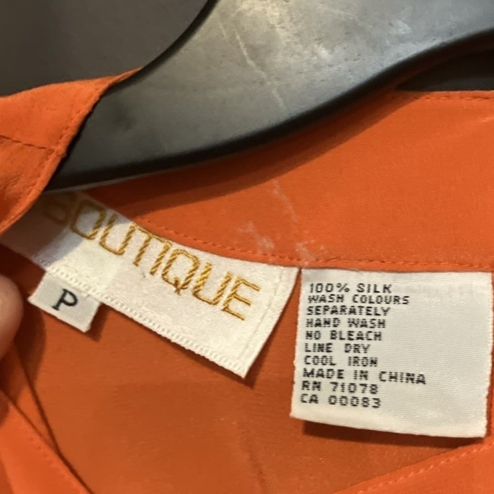 Boutique Women Orange Blouse, Women's Petite Top, Keyhole Back, 100% Silk - Thumbnail 5