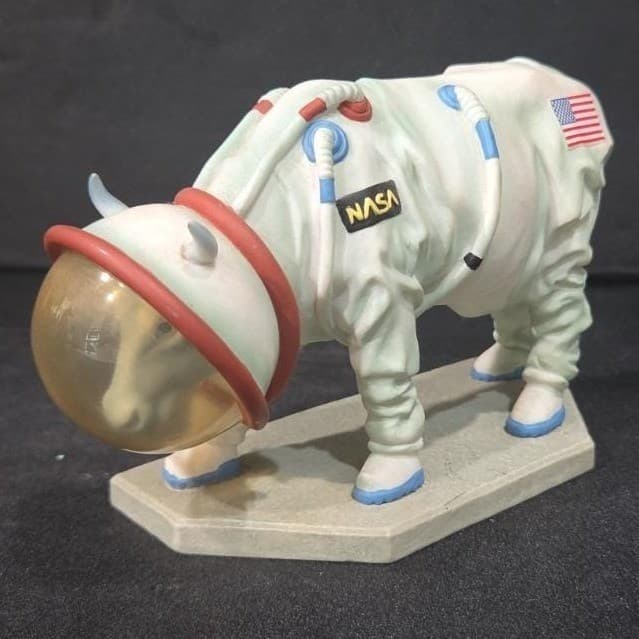 Cow Parade Moooooonwalk Figurine, Westland Giftware, Statue #9120, No Box/ Tag
