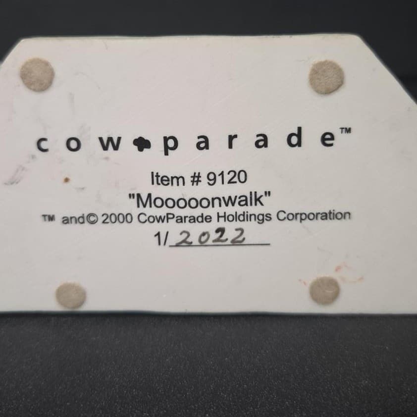 Cow Parade Moooooonwalk Figurine, Westland Giftware, Statue #9120, No Box/ Tag - Thumbnail 8