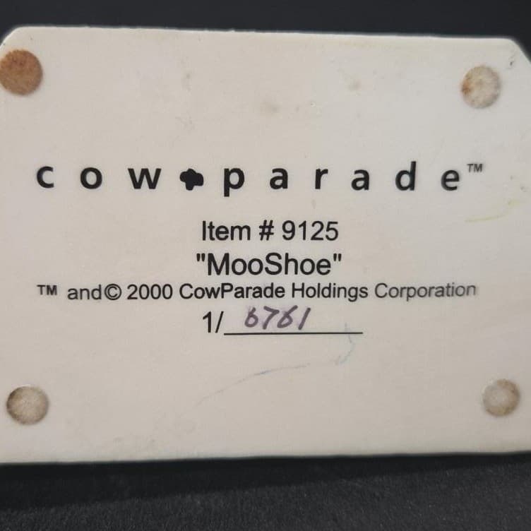Cow Parade Mooshoe Figurine, Westland Giftware, Collectible #9125, No Box/Tag - Thumbnail 8