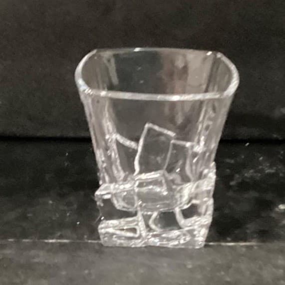 Ice Cube Sculpted Rocks Glass, Vintage Square Whiskey Tumbler, Clear Barware - Thumbnail 10