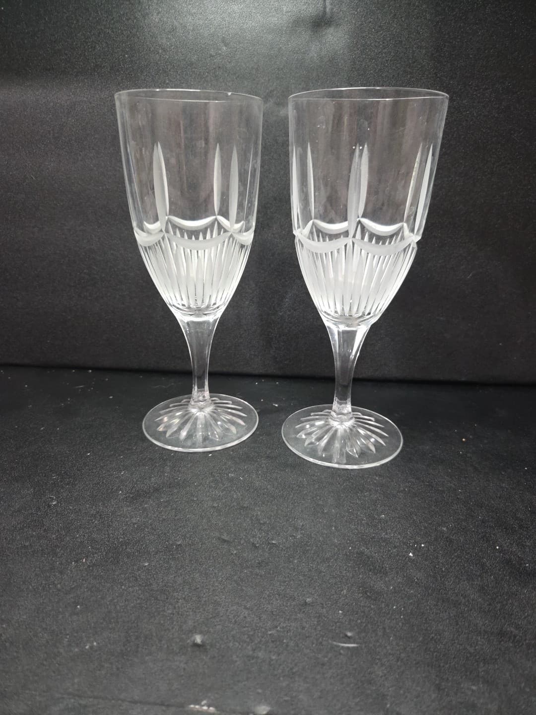 Cristal J.G. Durand Radiance Glasses, Set of 2, Frosted Iced Beverage Glasses - Thumbnail 3