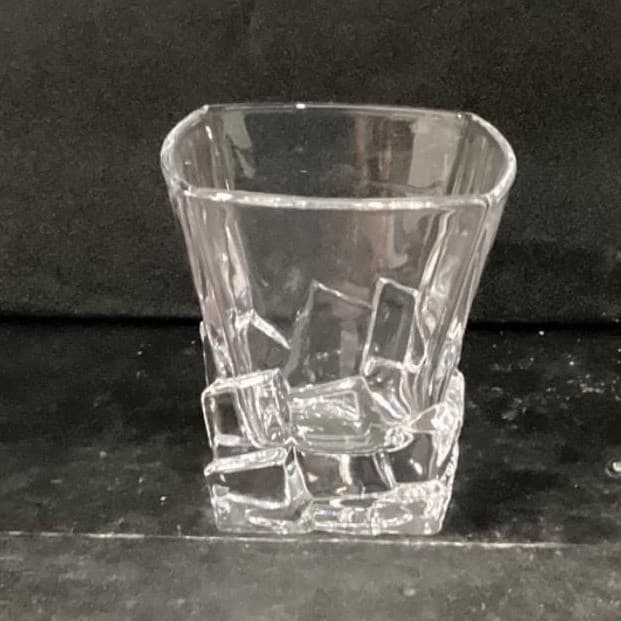 Ice Cube Sculpted Rocks Glass, Vintage Square Whiskey Tumbler, Clear Barware - Thumbnail 9