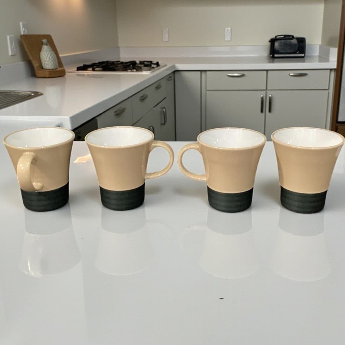 Pfaltzgraff Radius Coffee Cups, Set of 4, Vintage Two-Tone Mugs, Drinkware