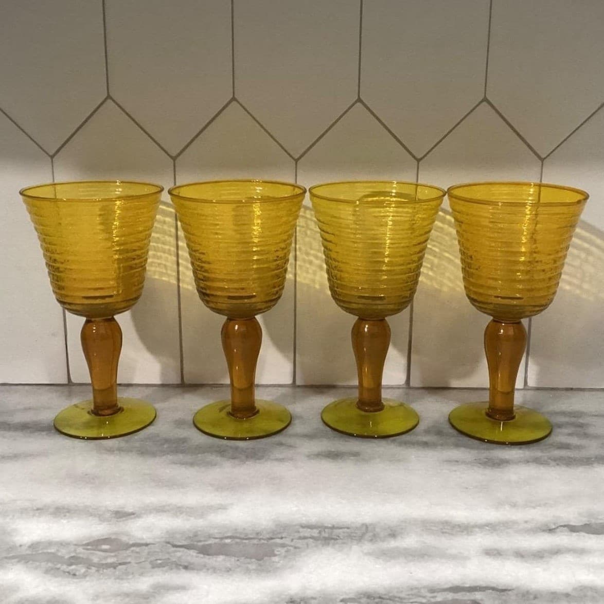Amber Optic Ribbed Glasses Goblets Depression Era Set Of 4 Mid Century - Thumbnail 2