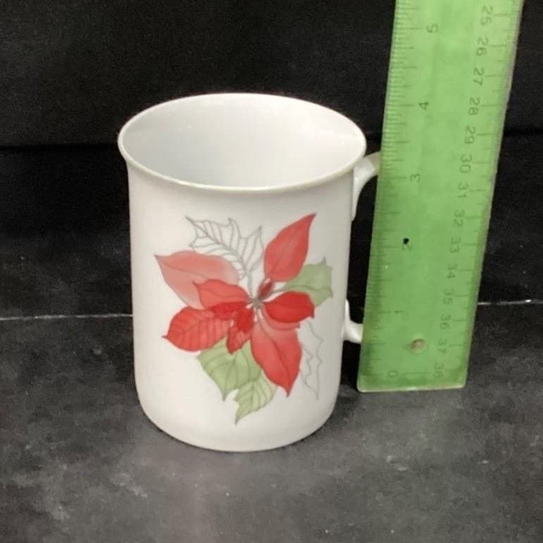 Watercolors Block Spal Poinsettia Coffee Cups, Set of 2 Mary Lou Goertzen Design - Thumbnail 5