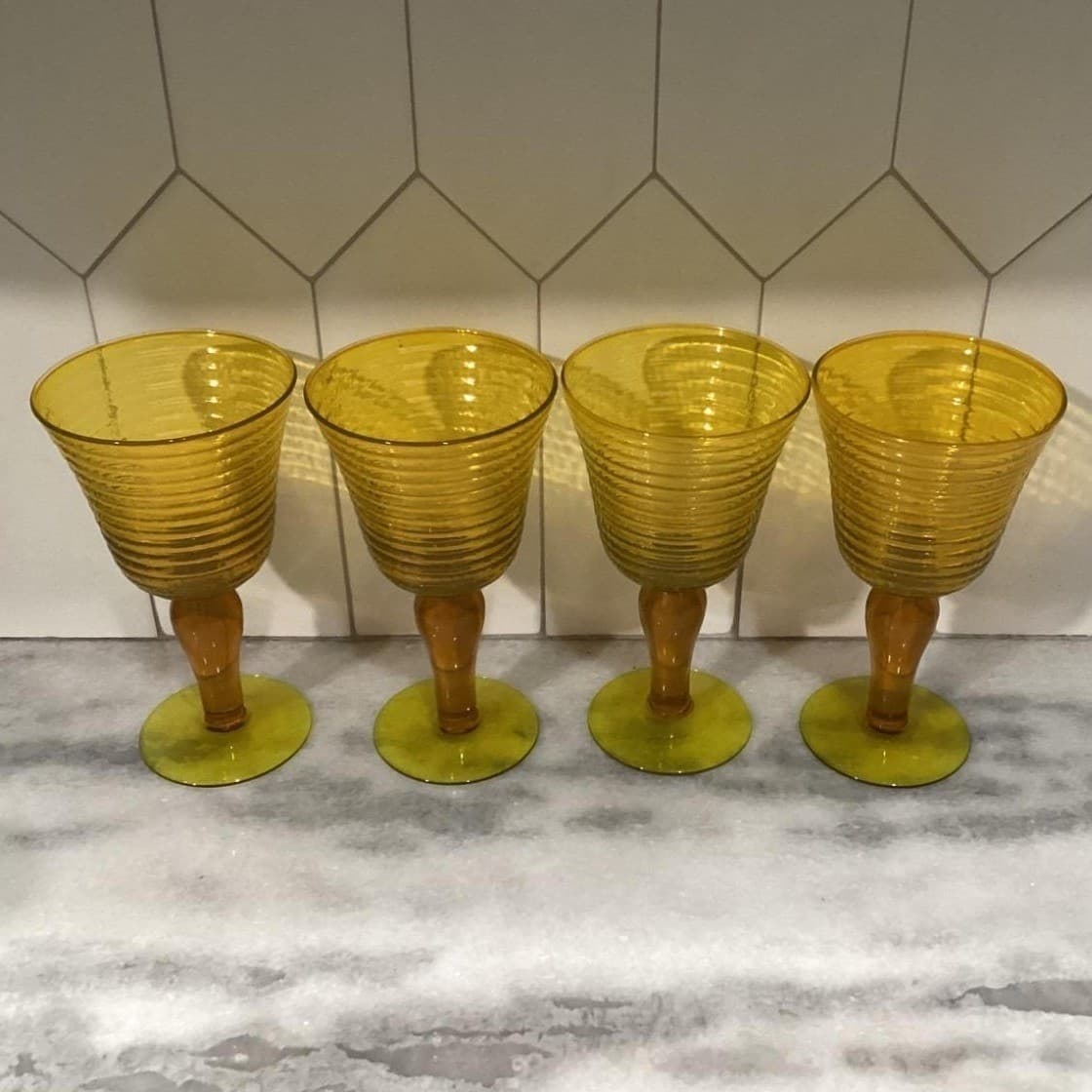 Amber Optic Ribbed Glasses Goblets Depression Era Set Of 4 Mid Century - Thumbnail 3