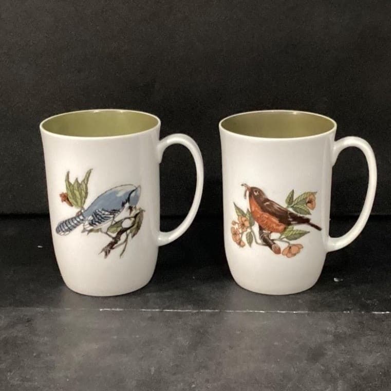 Fitz & Floyd Wild Birds Coffee Cups, Set of 2, Blue Jay and Robin Design Mugs - Thumbnail 11