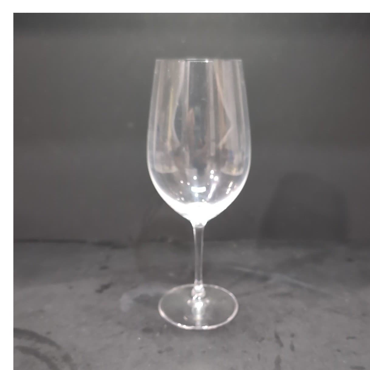 Riedel Crystal Bordeaux Wine Goblet, VINUM Collection, Replacement Stemware - Thumbnail 2