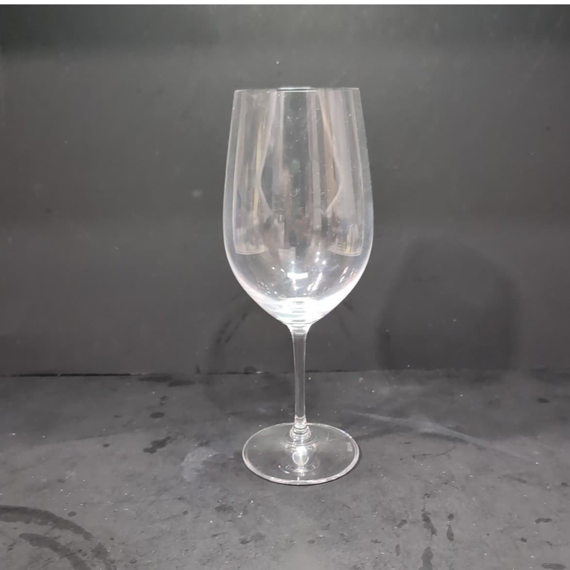 Riedel Crystal Bordeaux Wine Goblet, VINUM Collection, Replacement Stemware - Thumbnail 5
