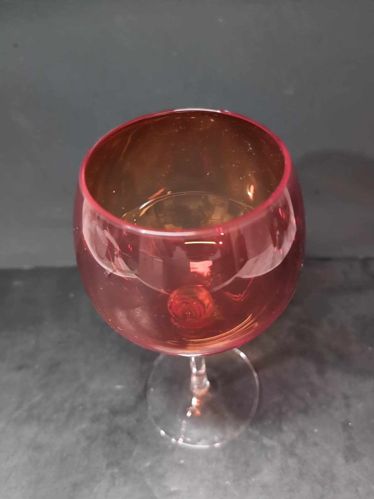 Aromatic Wine Goblet 24 oz, Red Swirl Stem Glass, Vintage Balloon Wine Glass - Thumbnail 5