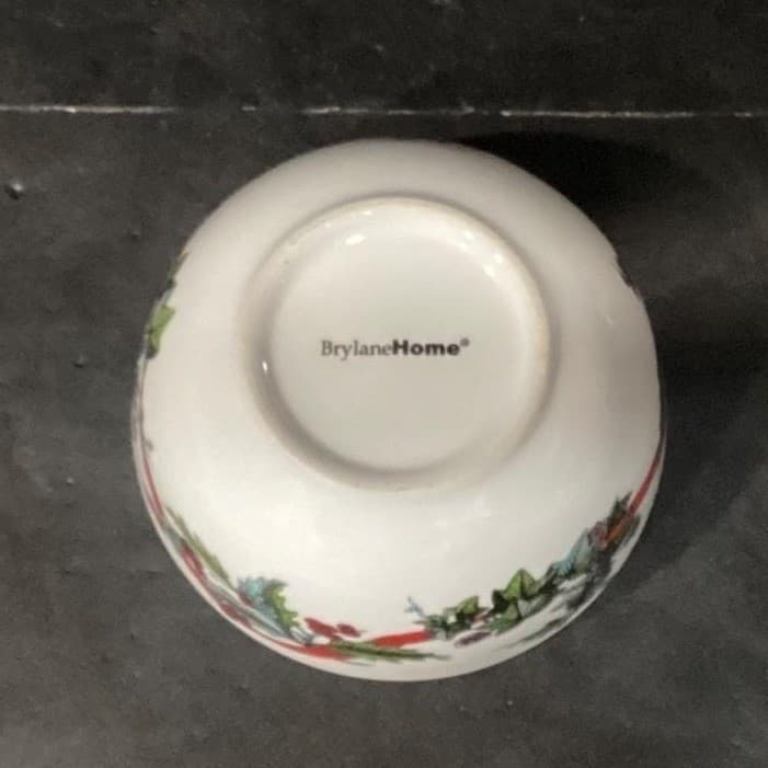 Brylane Home Jolly Time Cereal Bowls, Set of 2, Vintage Christmas Dinnerware - Thumbnail 4