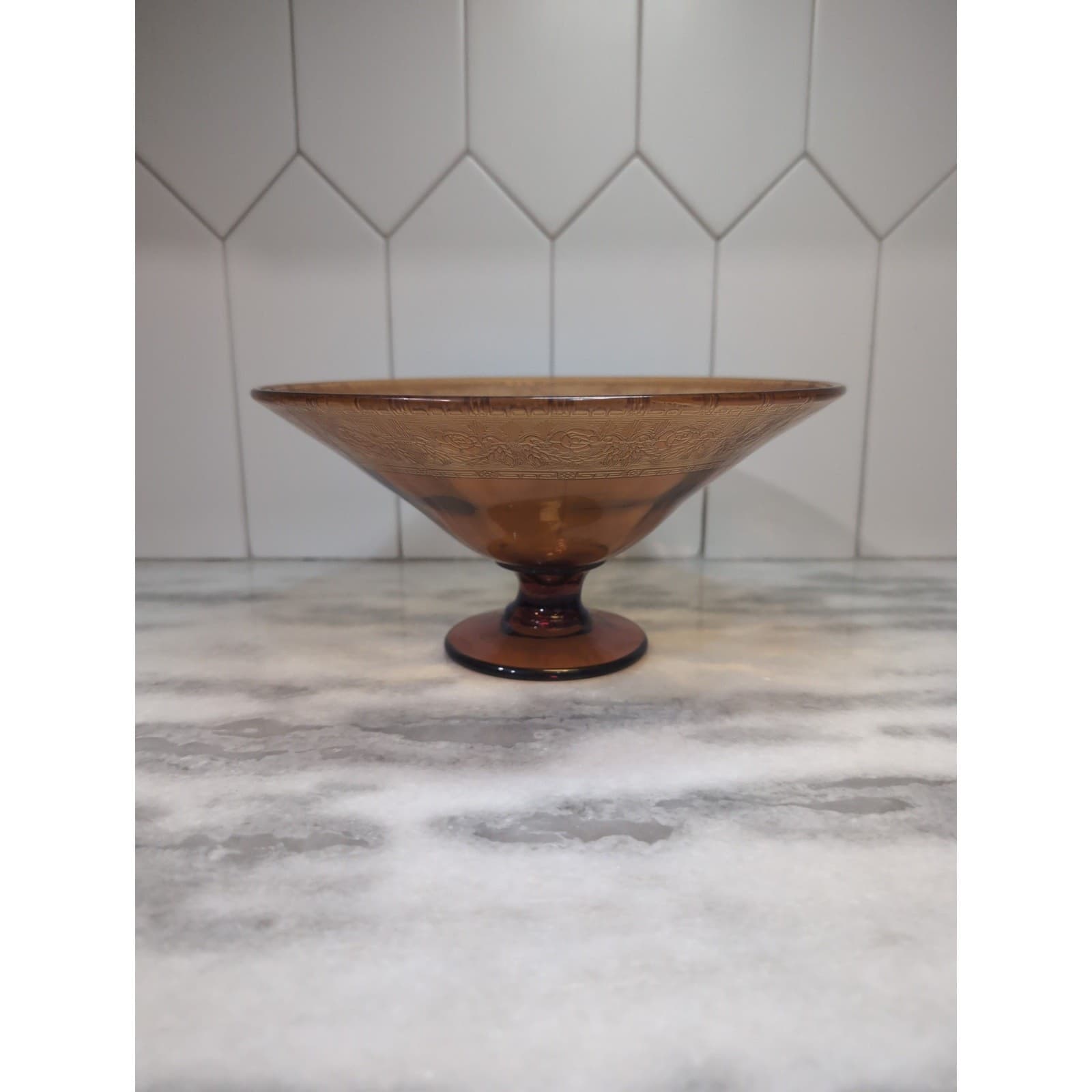 Amber Glass Pedestal Bowl with Etched Edge, Floral Design, Vintage Centerpiece - Thumbnail 8