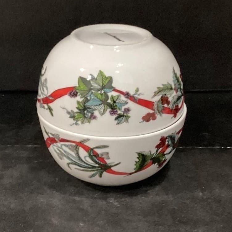 Brylane Home Jolly Time Cereal Bowls, Set of 2, Vintage Christmas Dinnerware - Thumbnail 8