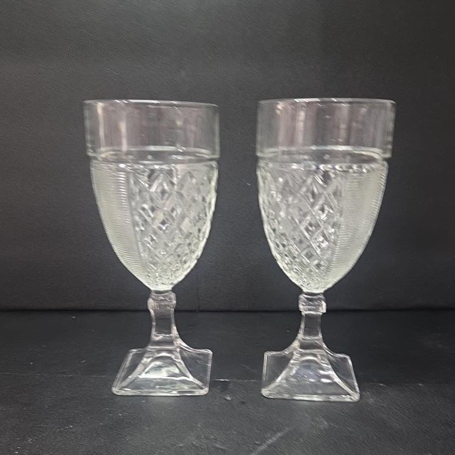 Saben Glass Contessa Water Goblets, Set Of 2, Vintage Square Footed Stemware - Thumbnail 3