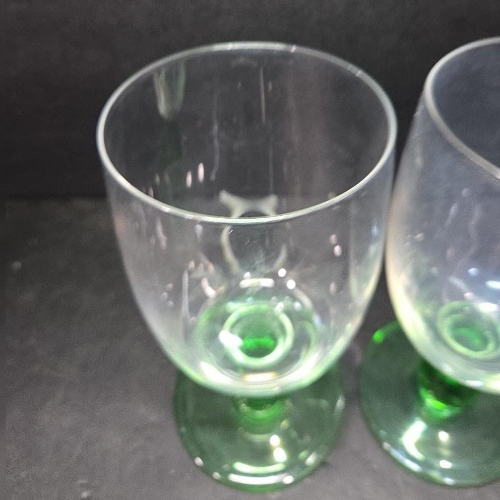 Green Bubble Stem Wine Glasses, Set of 2, Vintage Clear Bulb Stemware, Drinkware - Thumbnail 6