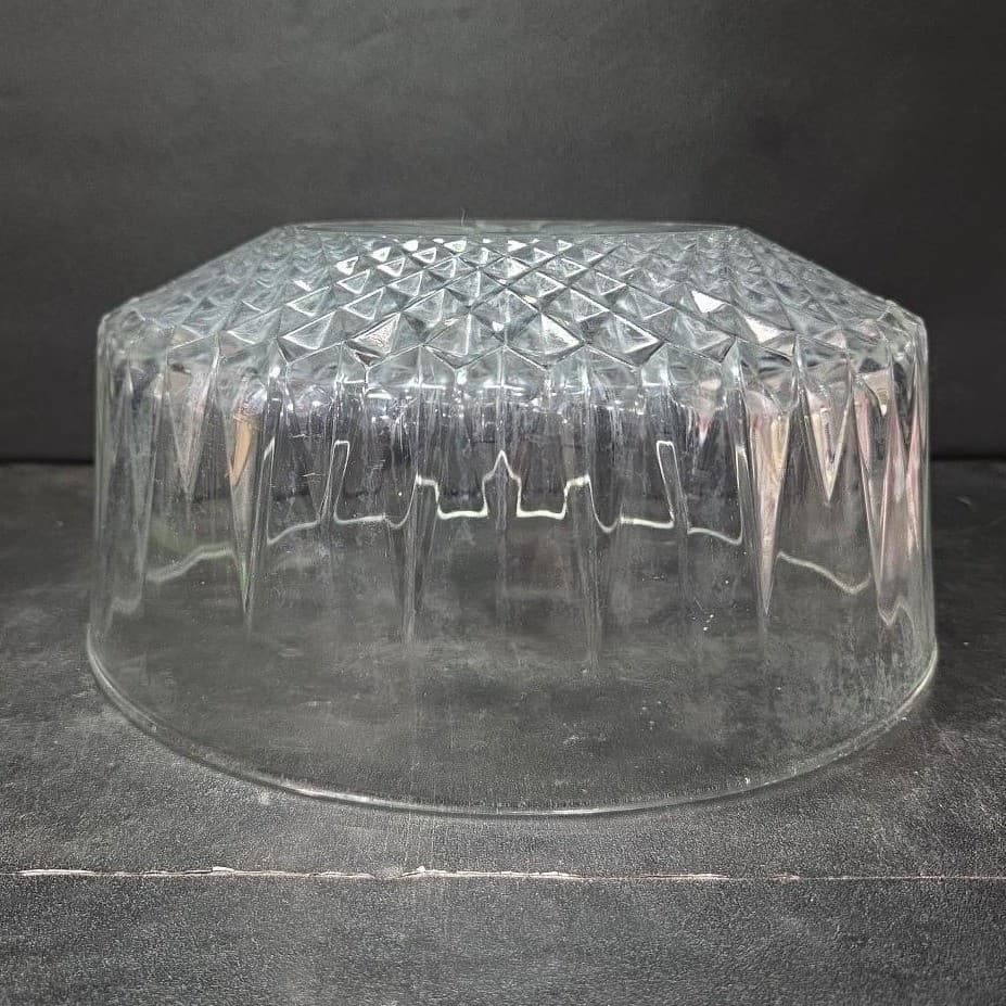 Arcoroc France Crystal Clear Salad Bowl, Vintage Starburst Design, Dinnerware - Thumbnail 9