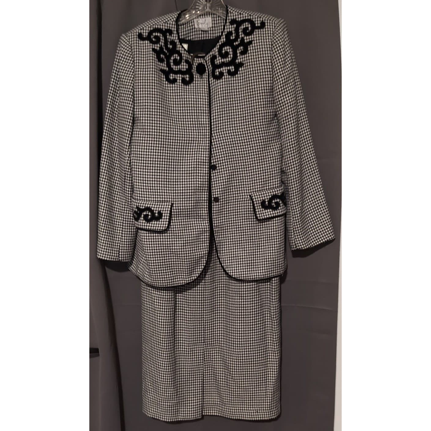 Emily Vintage Houndstooth Skirt Suit Set, Women's Size 6 Black White Velvet Trim - Thumbnail 4