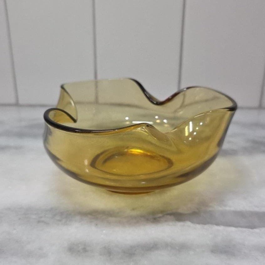 Anchor Hocking Harvest Gold Trinket Bowl, Vintage Amber Honey Dish, Wavy Edges - Thumbnail 3
