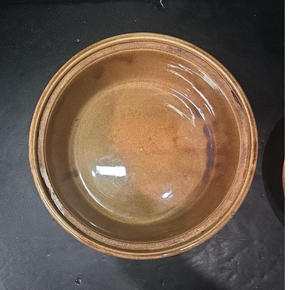 USA Stoneware Lidded Bean Pot, Brown Tan Ribbed Crock, Vtg Rustic Kitchenware - Thumbnail 5