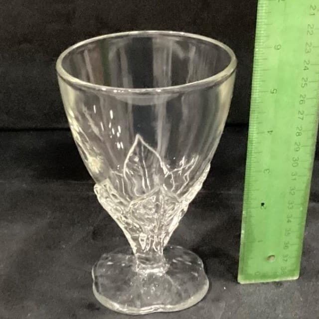 La Rochere France Footed Water Goblets, Leaf Square Base Glasses Set of 2 - Thumbnail 2