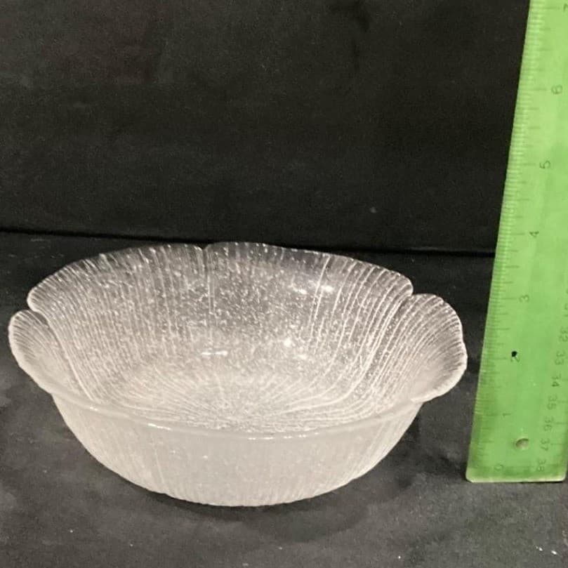 Mikasa Kurata Inspired Bowls Clear Bubble Glass Lotus Flower Ice Floral Set of 2 - Thumbnail 3