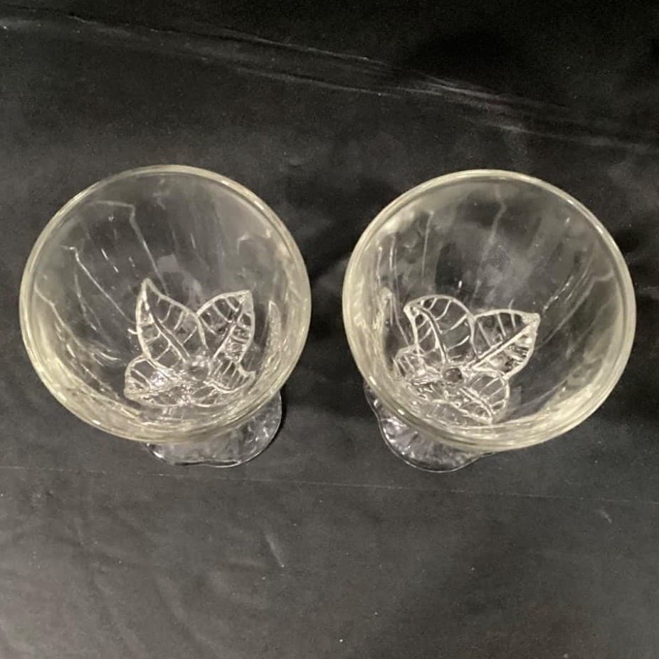 La Rochere France Footed Water Goblets, Leaf Square Base Glasses Set of 2 - Thumbnail 4