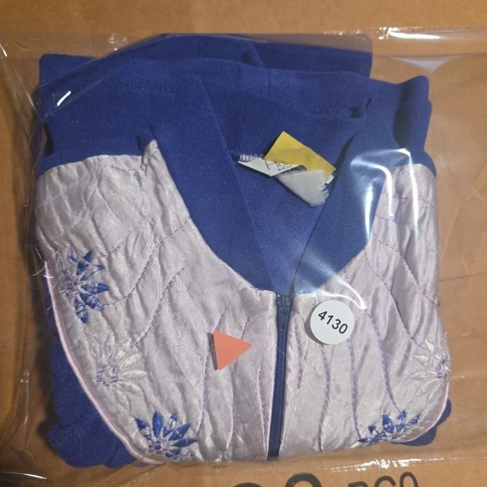 HomeWear Royal Blue Fleece Zip Front Robe, Vintage Quilted Floral Yoke, USA Made - Thumbnail 7