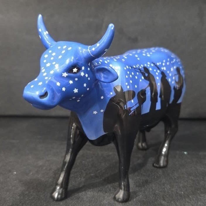 Cow Parade Jazzy Cow Figurine, Westland Giftware, Collectible #9185, Flaw