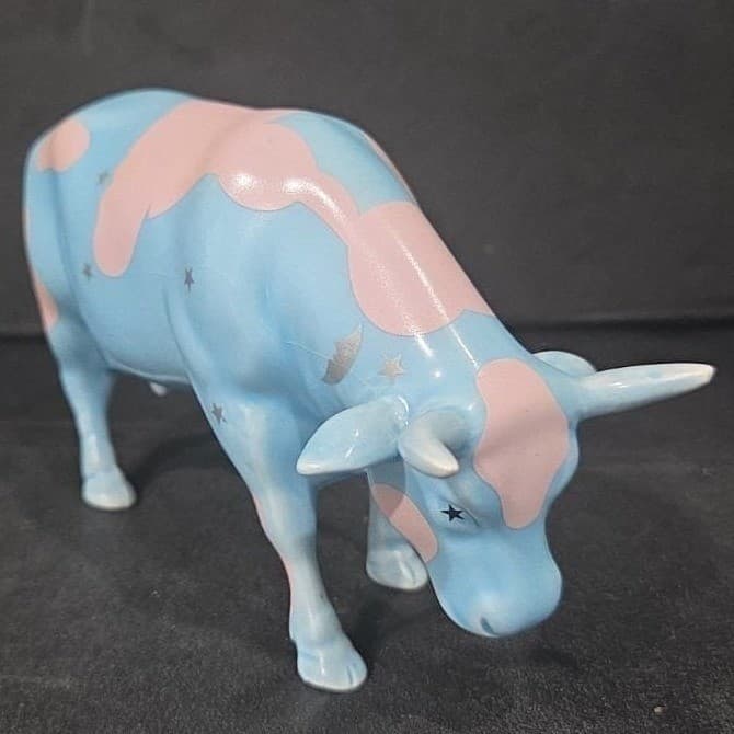 Cow Parade Lullaby Figurine, Westland Giftware, Collectible #9182, No Box/Tag - Thumbnail 3
